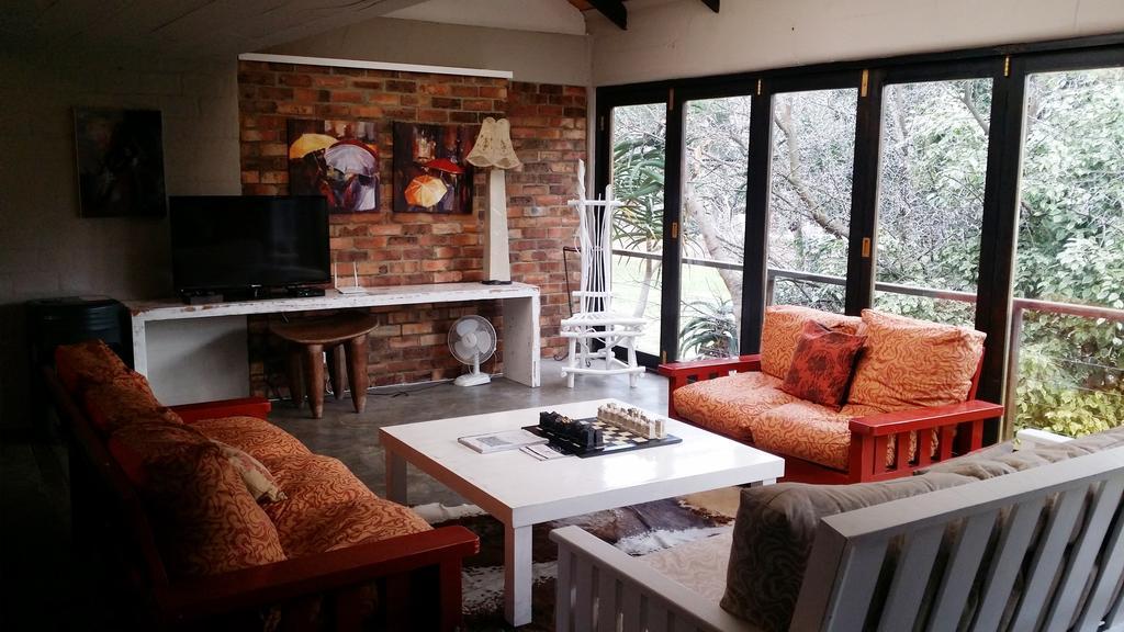 Hornbill House Self Catering Accommodation Hermanus Phòng bức ảnh