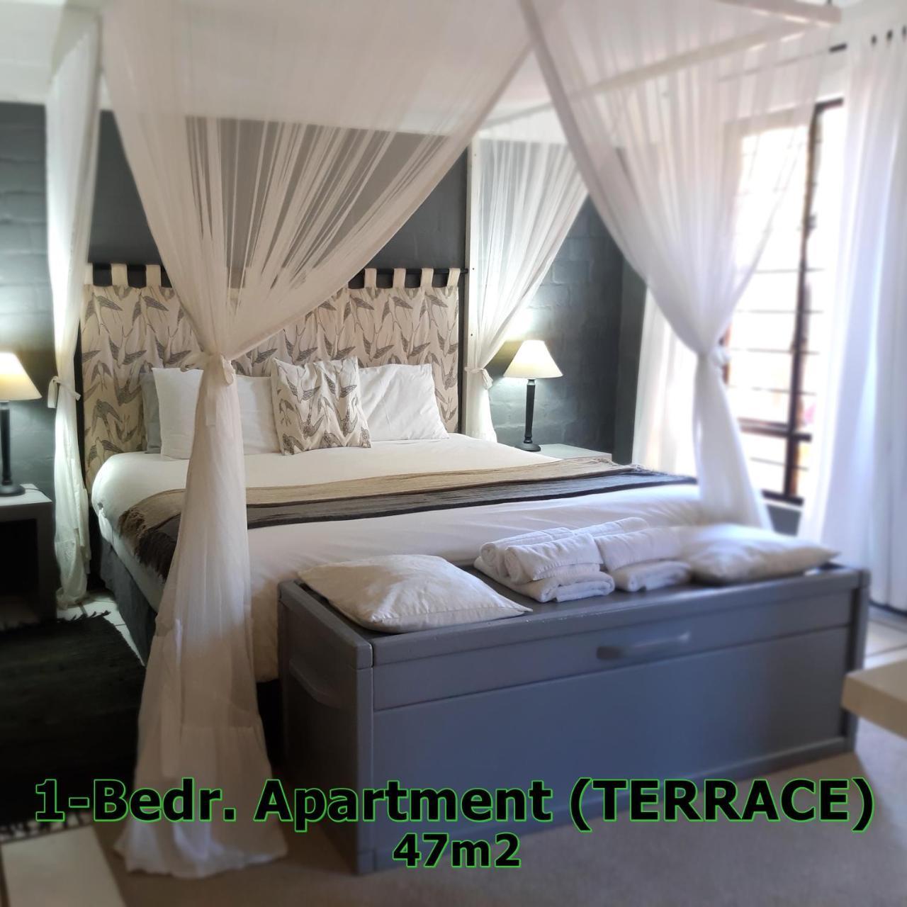 Hornbill House Self Catering Accommodation Hermanus Ngoại thất bức ảnh