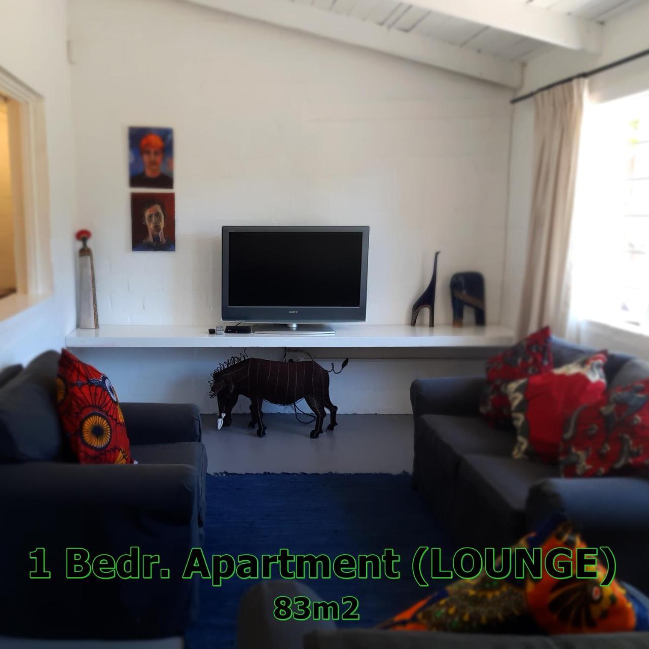 Hornbill House Self Catering Accommodation Hermanus Ngoại thất bức ảnh