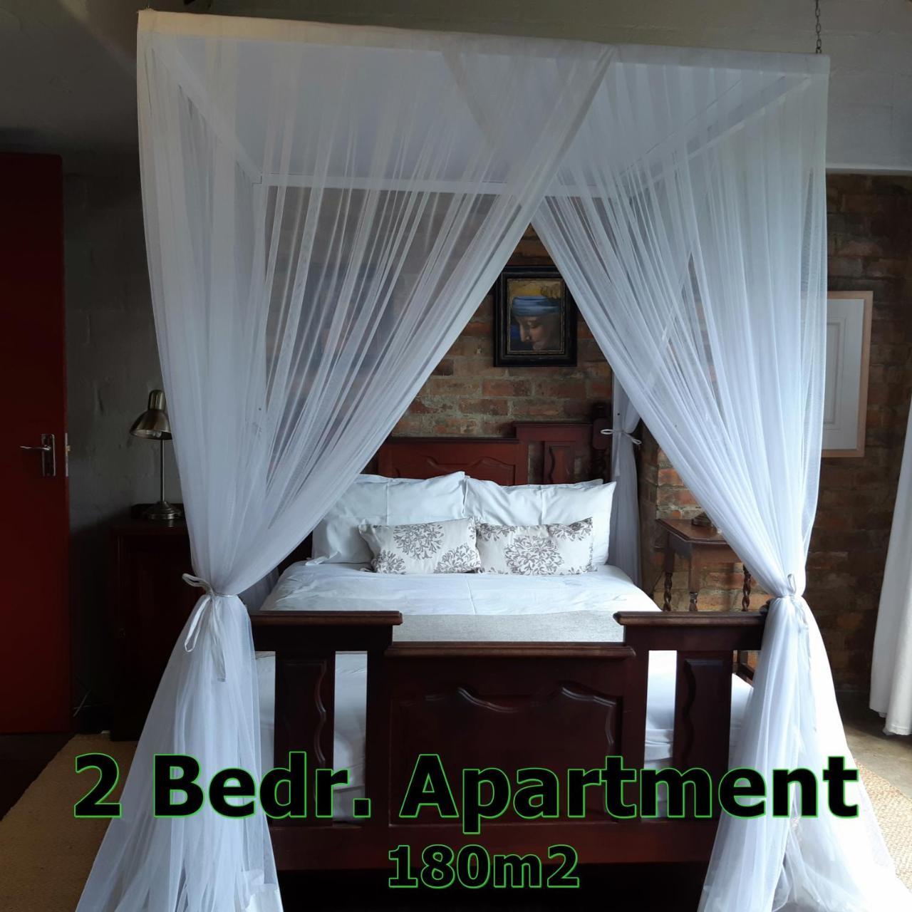 Hornbill House Self Catering Accommodation Hermanus Ngoại thất bức ảnh